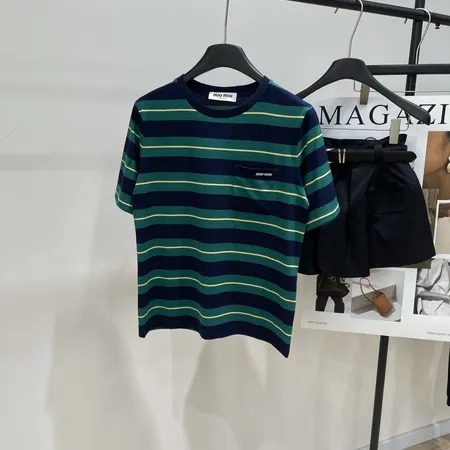 ミュウミュウ Tシャツ