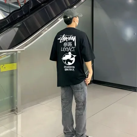 ステューシー Tシャツ