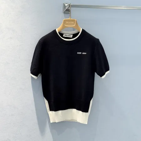 ミュウミュウ Tシャツ