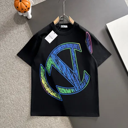 ヴァレンティノ Tシャツ