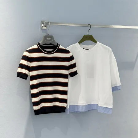プラダ Tシャツ
