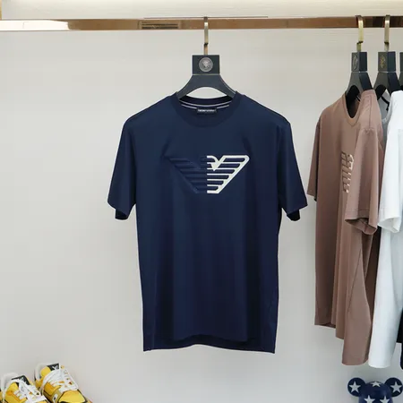 アルマーニ Tシャツ