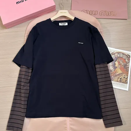 ミュウミュウ パーカー