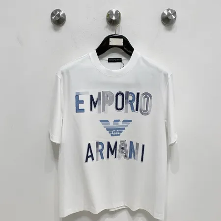 アルマーニ Tシャツ