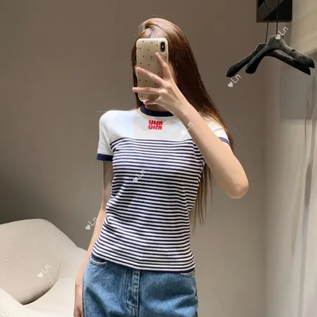 ミュウミュウ Tシャツ