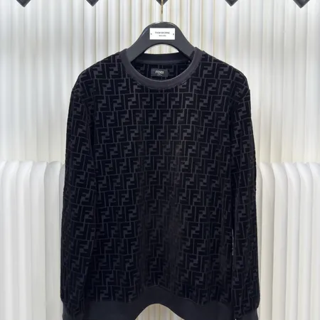 フェンディ パーカー