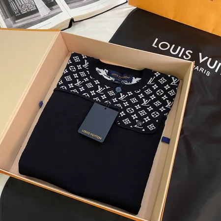 ルイヴィトン Tシャツ