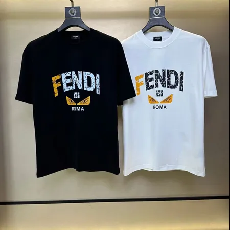 フェンディ Tシャツ