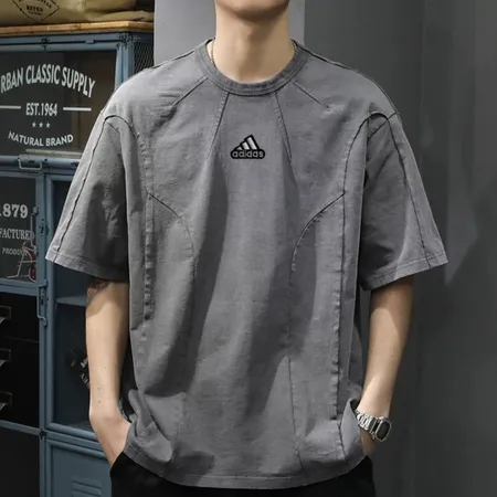 アディダス Tシャツ