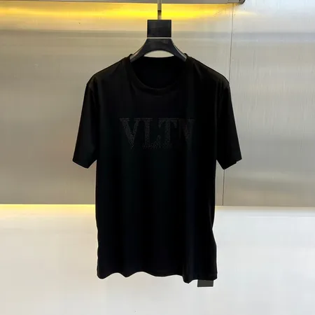 ヴァレンティノ Tシャツ