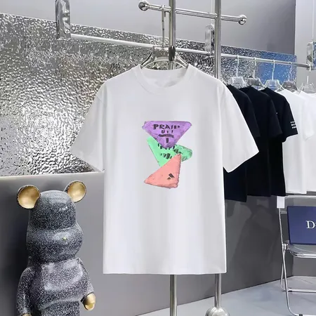 プラダ Tシャツ
