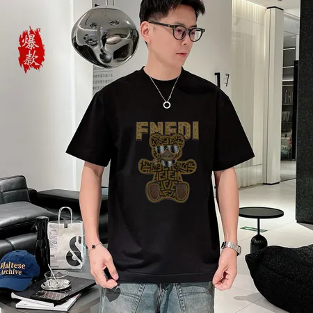 フェンディ Tシャツ