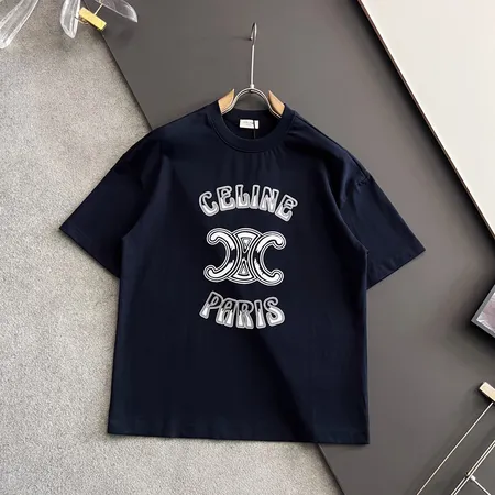 セリーヌ Tシャツ