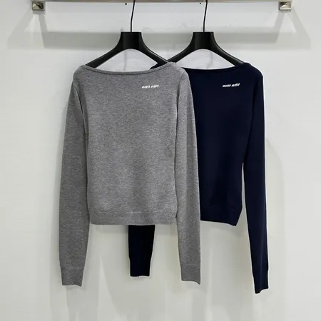 ミュウミュウ Tシャツ