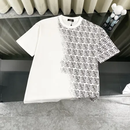 フェンディ Tシャツ