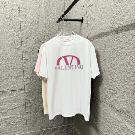 ヴァレンティノ Tシャツ