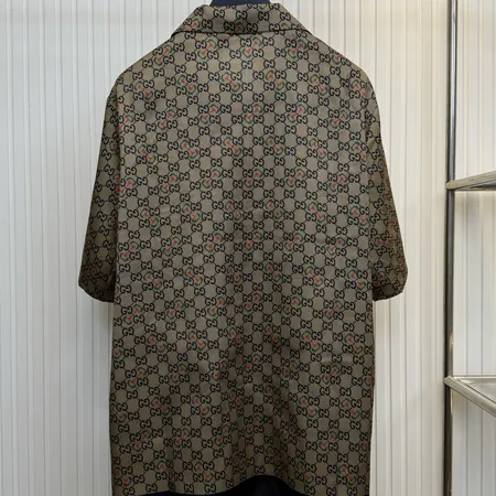 グッチ シャツ