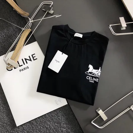 セリーヌ Tシャツ