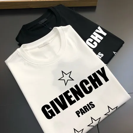 ジバンシィ Tシャツ