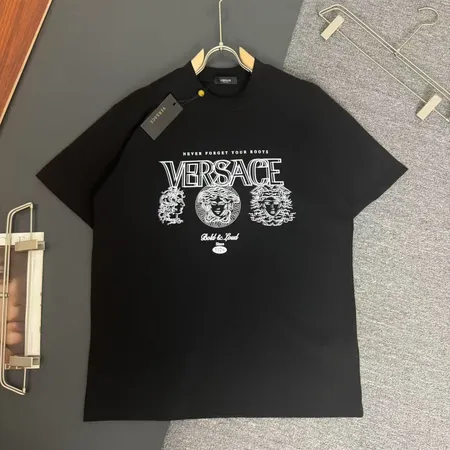 ヴェルサーチ Tシャツ