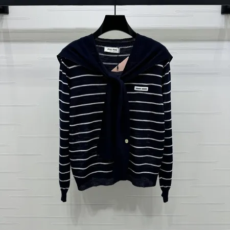 ミュウミュウ Tシャツ