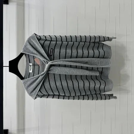 ミュウミュウ Tシャツ