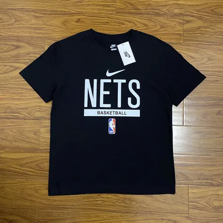 ナイキ Tシャツ