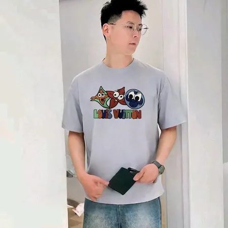 ルイヴィトン Tシャツ