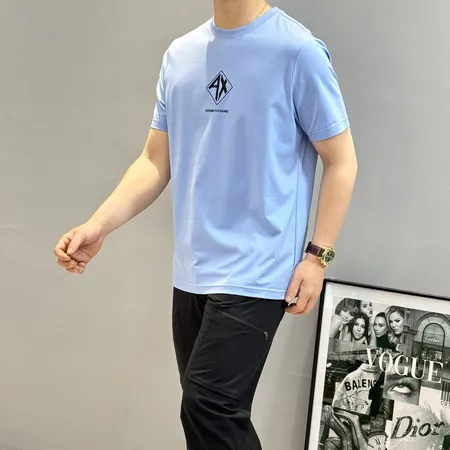 アルマーニ Tシャツ