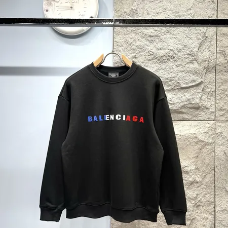 バレンシアガ パーカー