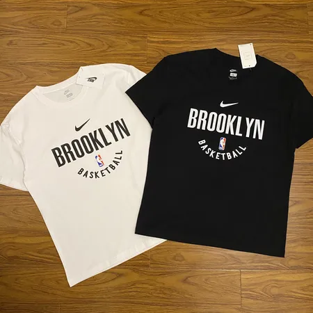 ナイキ Tシャツ