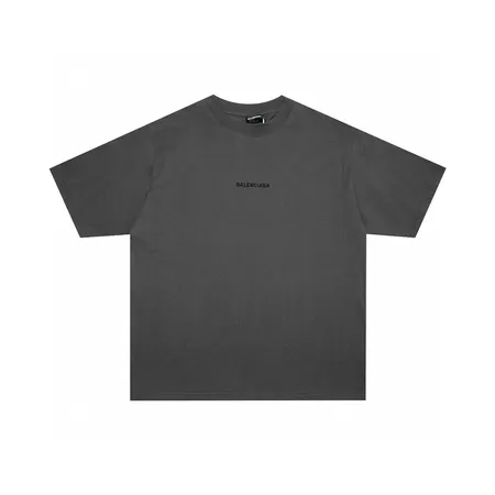バレンシアガ Tシャツ