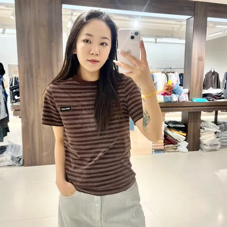 ミュウミュウ Tシャツ