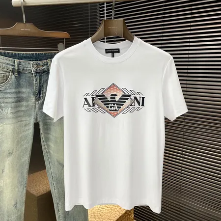 アルマーニ Tシャツ