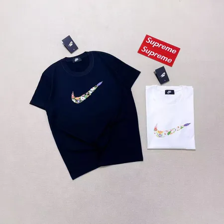 ナイキ Tシャツ