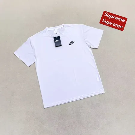 ナイキ Tシャツ