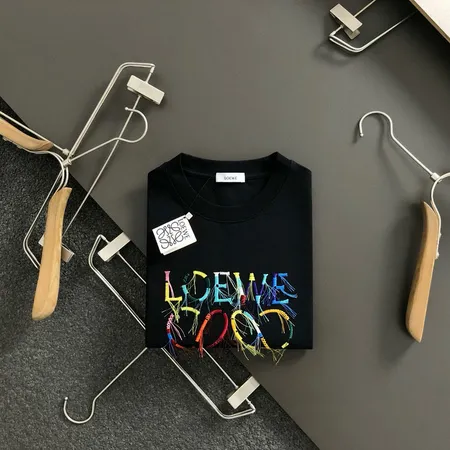 ロエベ Tシャツ