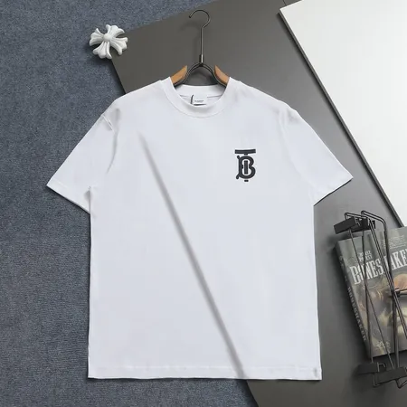 バーバリー ス Tシャツ