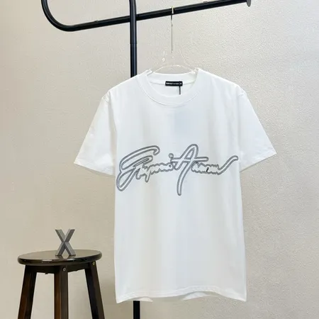 アルマーニ Tシャツ