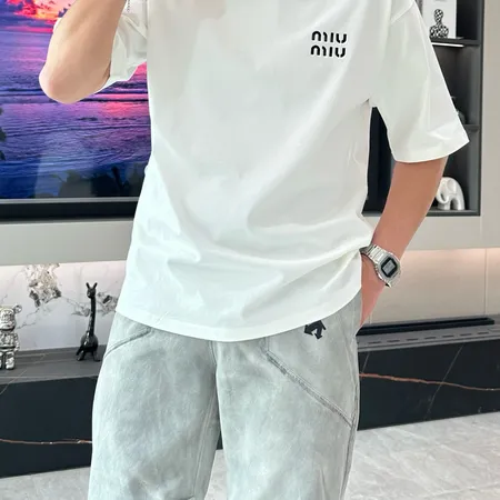 ミュウミュウ Tシャツ