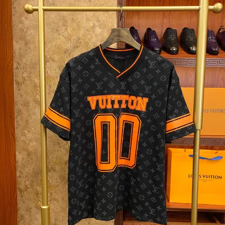 ルイヴィトン Tシャツ