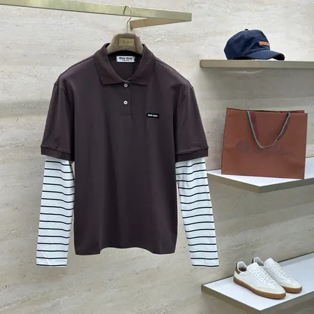 ミュウミュウ パーカー