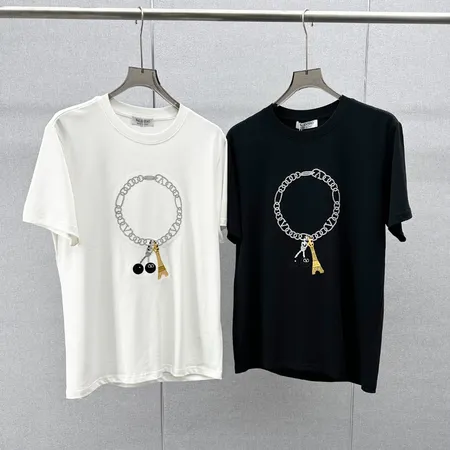 ヴァレンティノ Tシャツ