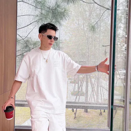 ミュウミュウ Tシャツ