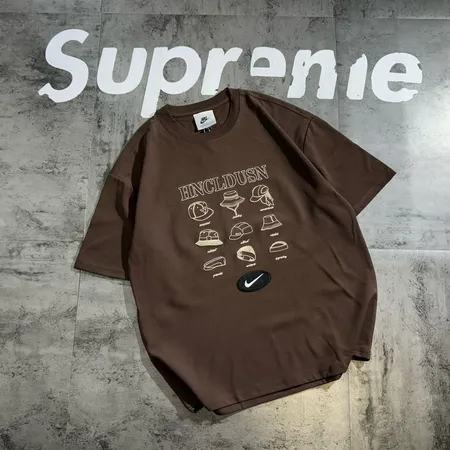 ナイキ Tシャツ