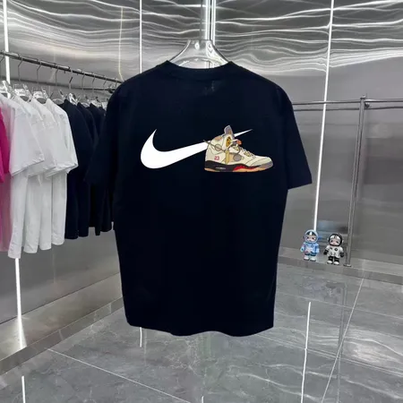 ナイキ Tシャツ