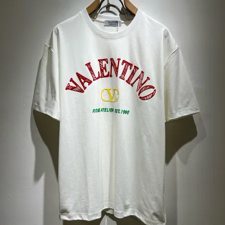 ヴァレンティノ Tシャツ