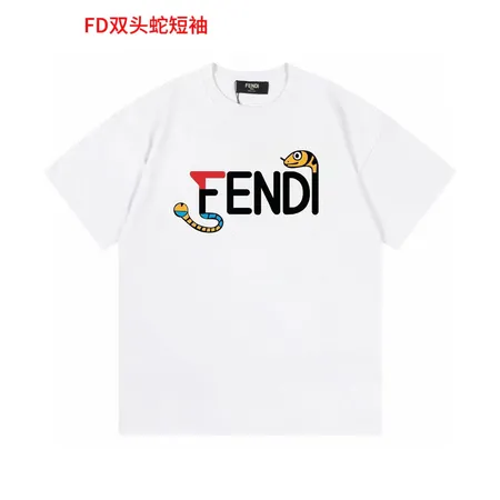 フェンディ Tシャツ