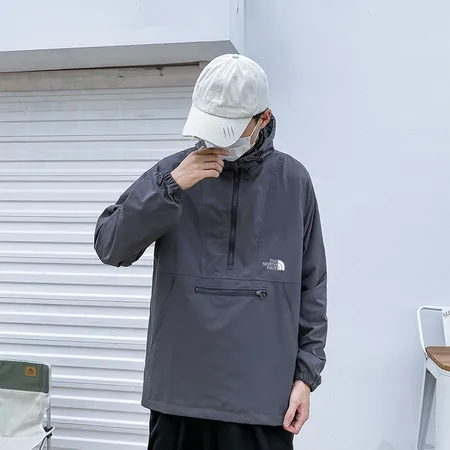 ノースフェイス パーカー