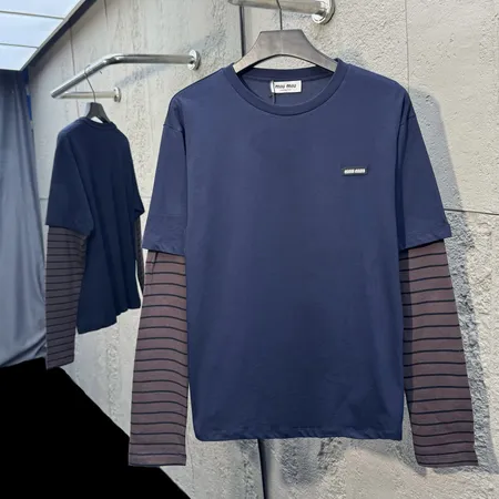 ミュウミュウ パーカー